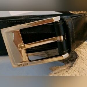 Gucci Men's Black Leather Belt with Solid Buckle